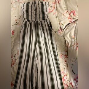 J for Justify STRAPLESS GRAY AND WHITE STRIPED WIDE LEG ROMPER JUMPSUIT size S